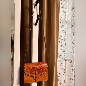 Patricia Nash Style P14186 Lanza Burnished Tooled Crossbody